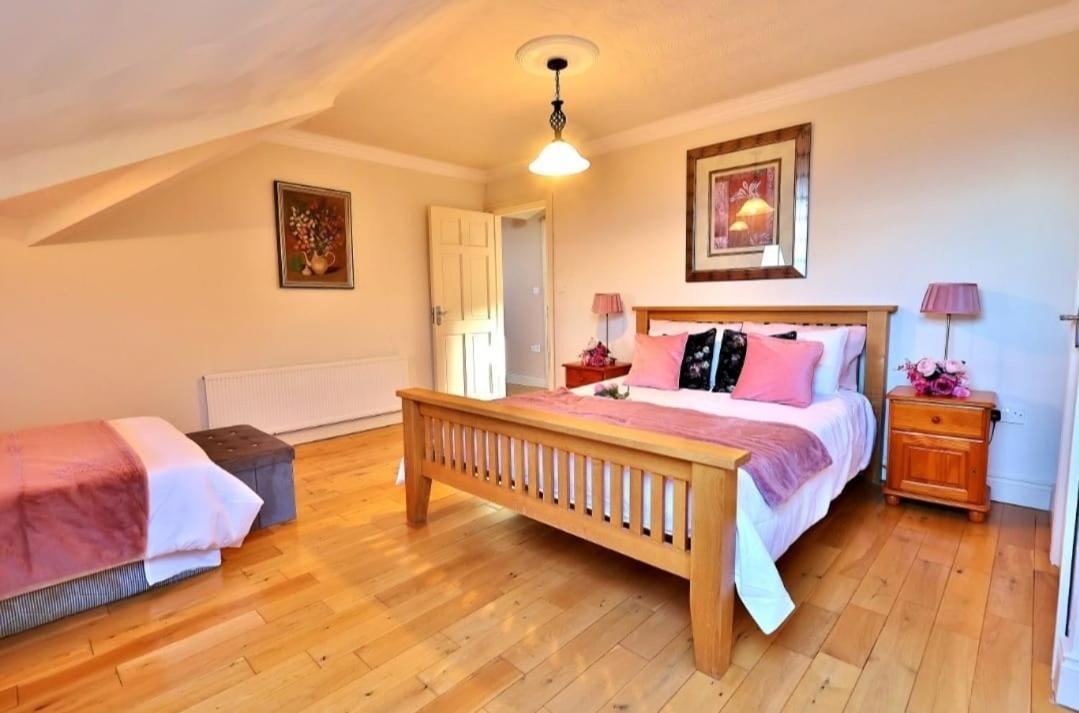 The Cliffs Of Moher Holiday House 杜林 外观 照片