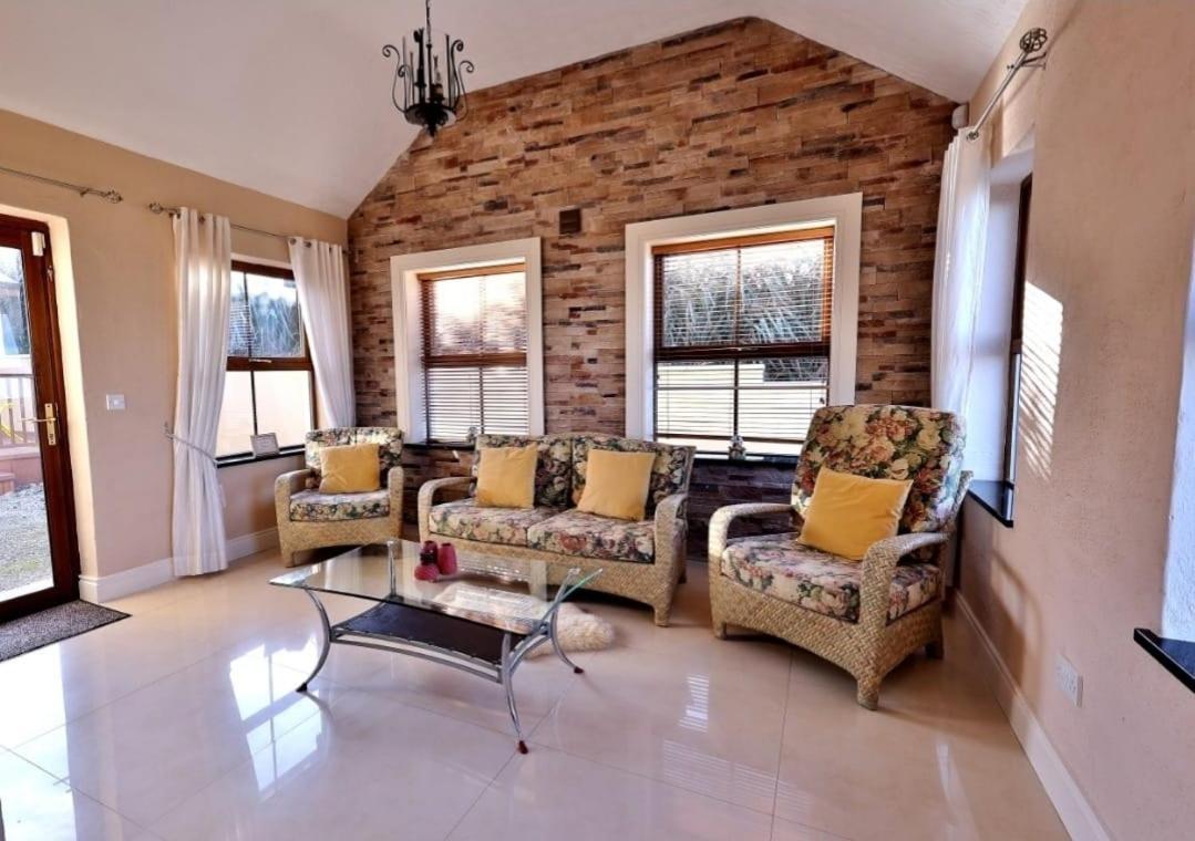 The Cliffs Of Moher Holiday House 杜林 外观 照片