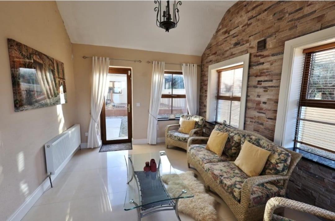 The Cliffs Of Moher Holiday House 杜林 外观 照片